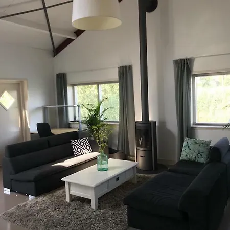 The River Gardenhouse