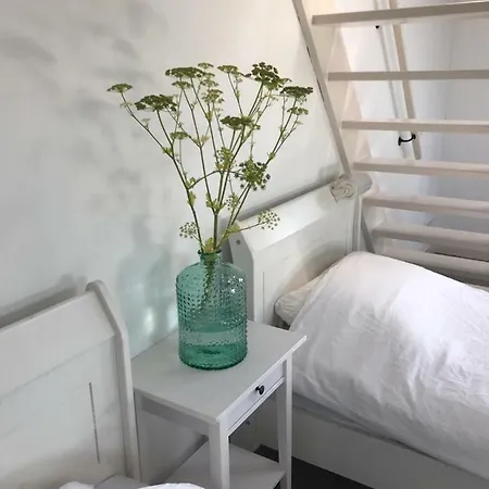 The River Gardenhouse فندق مبيت وإفطار